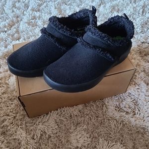 OOFOS Oocoozie Women's Low